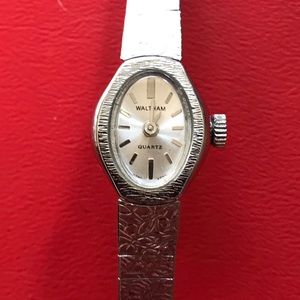 Waltham Quartz Watch - Working Condition